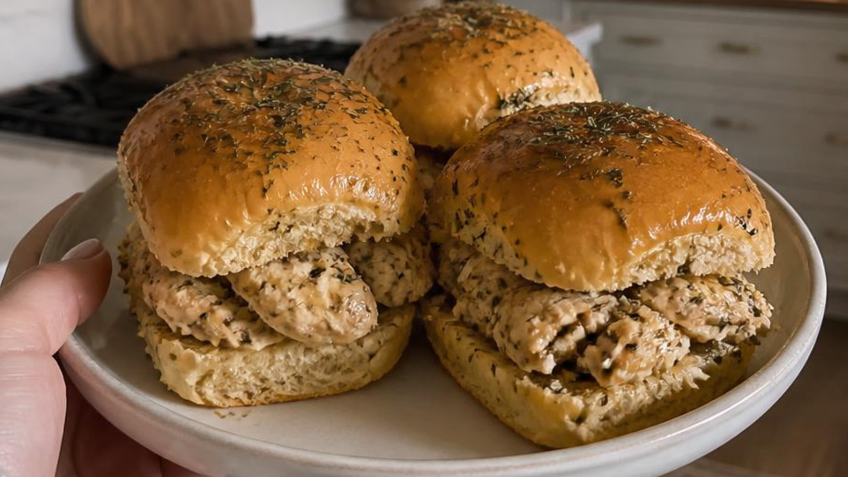 Dill Butter Chicken Sliders
